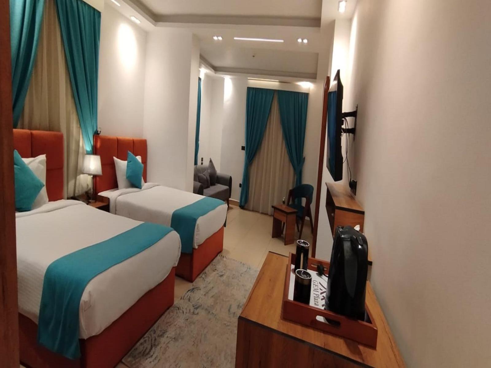 Pyramids Gem Plaza Hotel Kafrat al Jabal Exterior photo