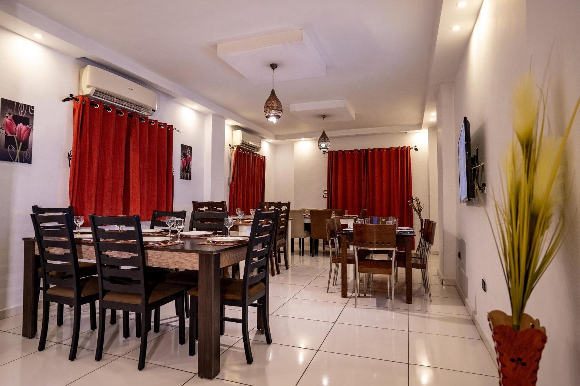 Pyramids Gem Plaza Hotel Kafrat al Jabal Exterior photo